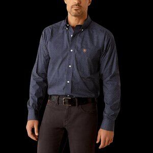 NWT Ariat M's Wrinkle Free Orrell Classic Fit LS Button Up Shirt- Navy